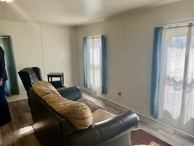 501 N Pine River Street, Ithaca, MI 48847