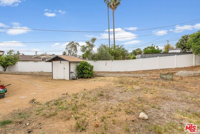 6995 Bonita Drive, Highland, CA 92346