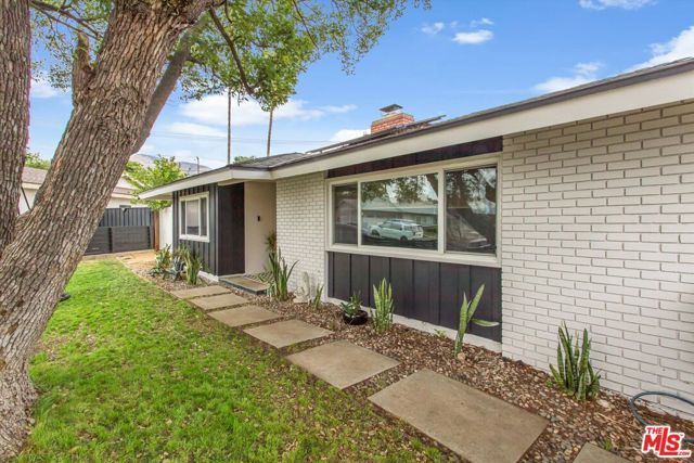 6995 Bonita Drive, Highland, CA 92346