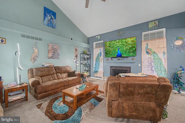 20 TOMASELLO DR, Millville, NJ 08332