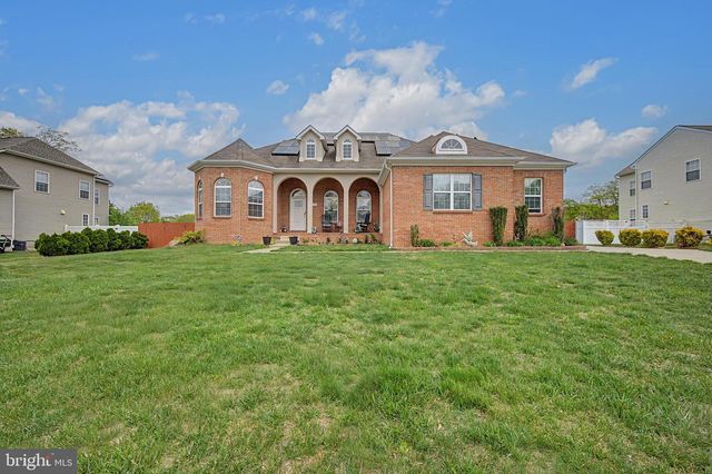 20 TOMASELLO DR, Millville, NJ 08332