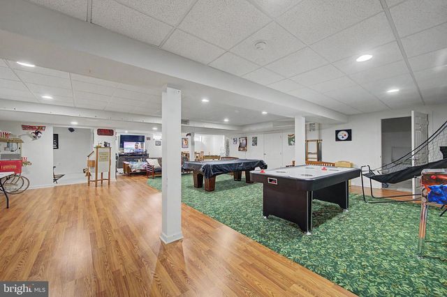 20 TOMASELLO DR, Millville, NJ 08332