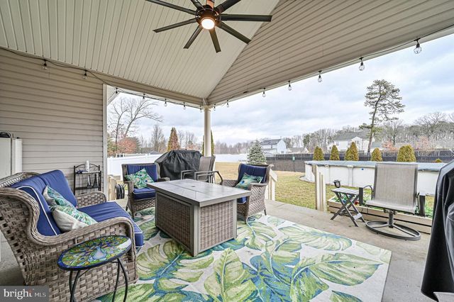20 TOMASELLO DR, Millville, NJ 08332