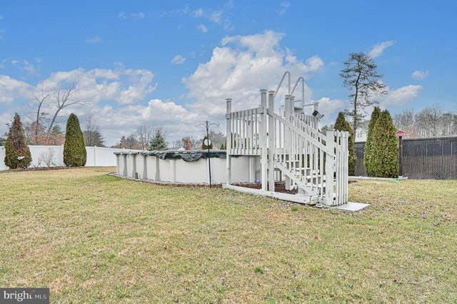 20 TOMASELLO DR, Millville, NJ 08332
