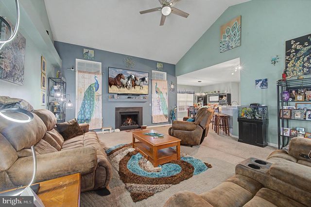 20 TOMASELLO DR, Millville, NJ 08332