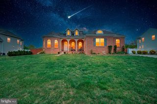 20 TOMASELLO DR, Millville, NJ 08332