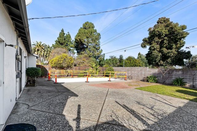 36640 Oak Street, Fremont, CA 94536