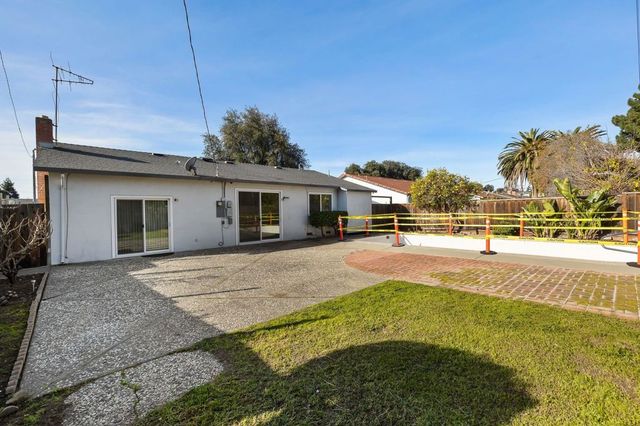 36640 Oak Street, Fremont, CA 94536