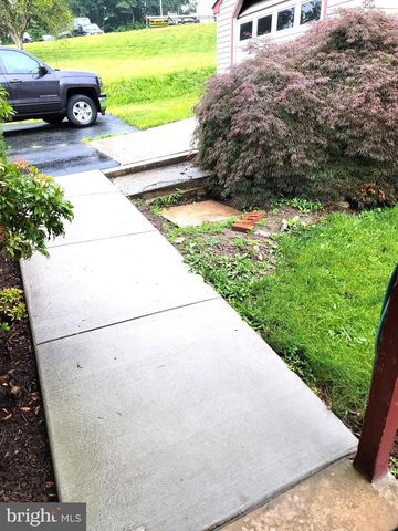 141 GRESHVILLE, Boyertown, PA 19512