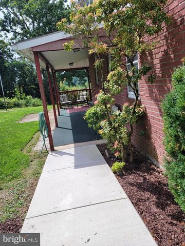 141 GRESHVILLE, Boyertown, PA 19512