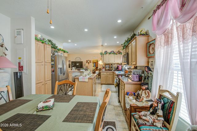 7307 E Arbor Avenue, Mesa, AZ 85208
