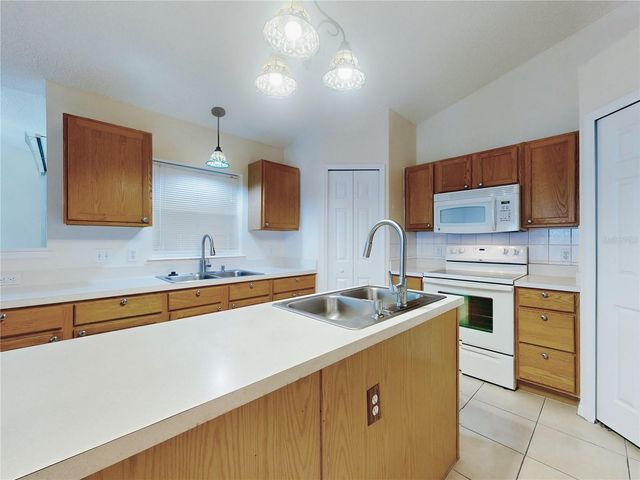 2695 N JULIET DRIVE, Deltona, FL 32738