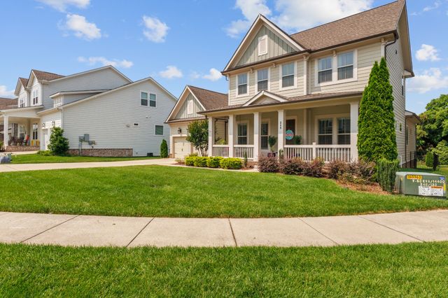 215 Catalina Way, Hendersonville, TN 37075