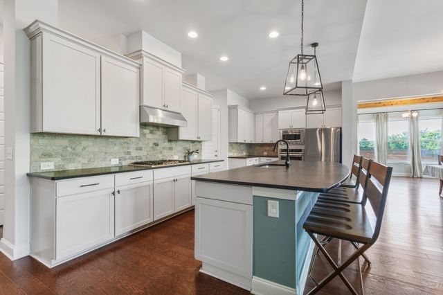 215 Catalina Way, Hendersonville, TN 37075
