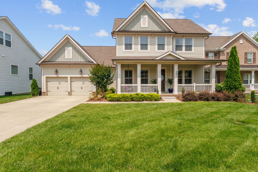 215 Catalina Way, Hendersonville, TN 37075