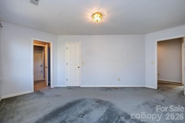 5901 Havencrest Court NW, Concord, NC 28027