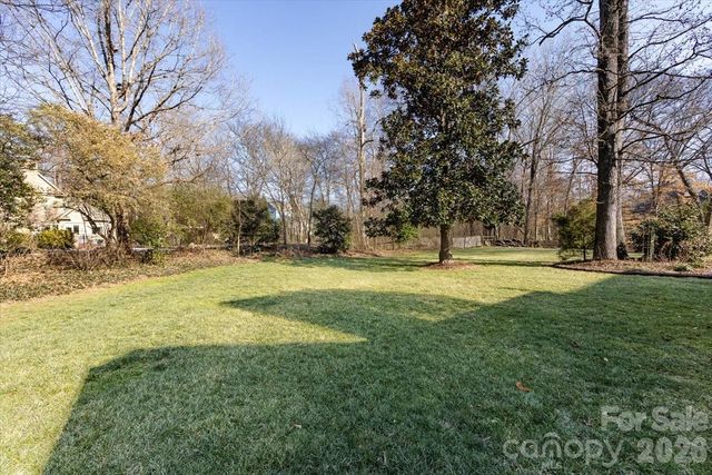 5901 Havencrest Court NW, Concord, NC 28027