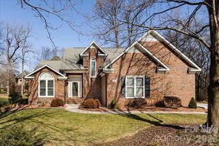 5901 Havencrest Court NW, Concord, NC 28027