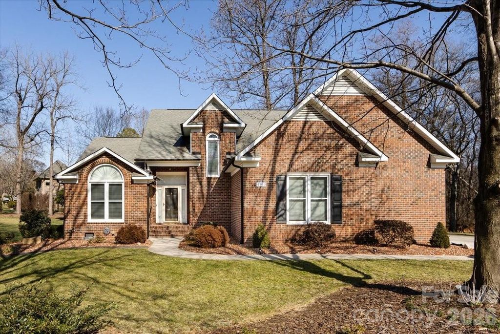 5901 Havencrest Court NW, Concord, NC 28027