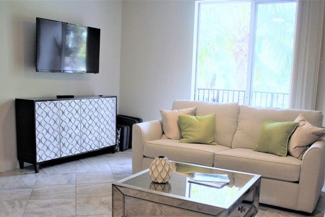 255 NE 3rd Avenue 2406, Delray Beach, FL 33444