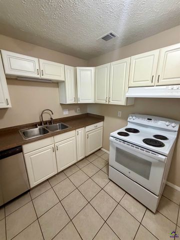 814 Crestwood Terrace, Warner Robins, GA 31088