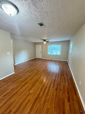 814 Crestwood Terrace, Warner Robins, GA 31088