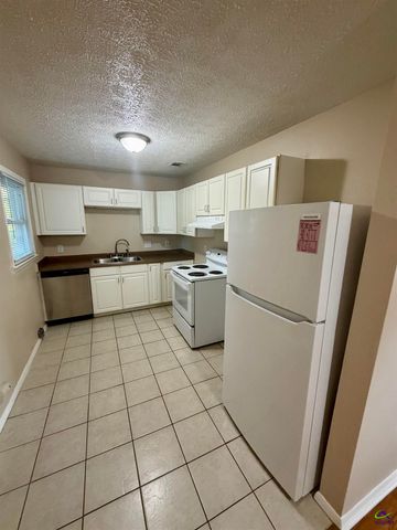 814 Crestwood Terrace, Warner Robins, GA 31088