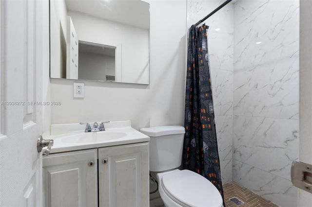 706 N 32nd Court, Hollywood, FL 33021