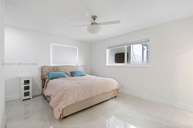 706 N 32nd Court, Hollywood, FL 33021