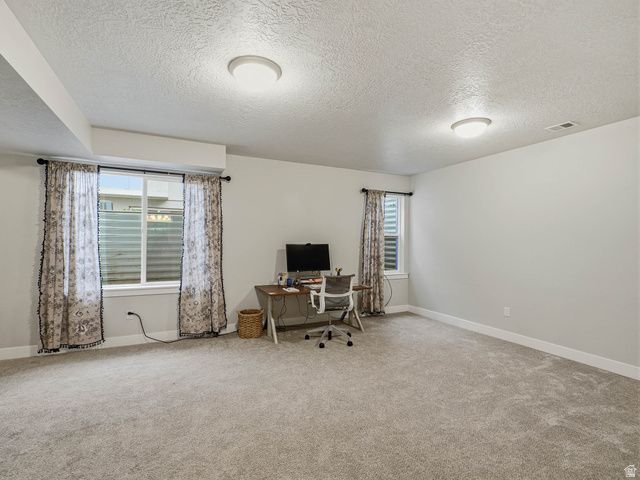 2762 W SPARKFORD DR, Taylorsville, UT 84129