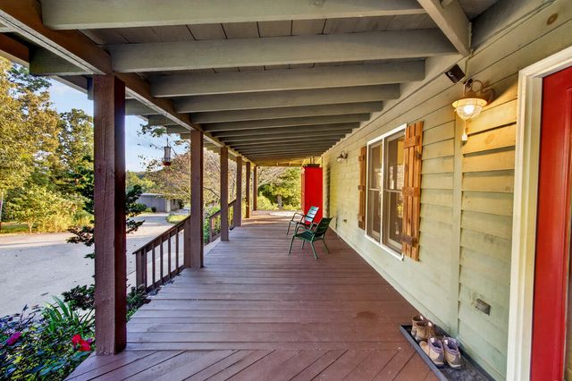 210 W Pierceville Road, Mccaysville, GA 30555