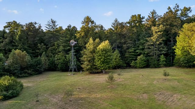210 W Pierceville Road, Mccaysville, GA 30555