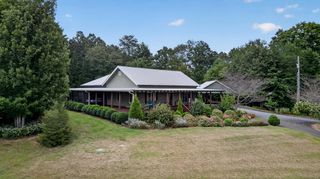 210 W Pierceville Road, Mccaysville, GA 30555