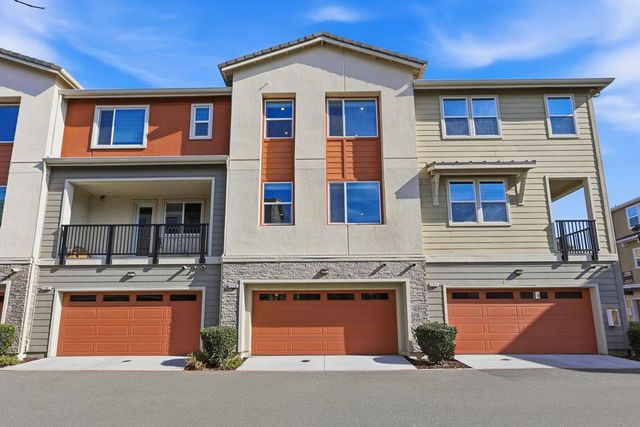 1279 Milkweed Street, Milpitas, CA 95035