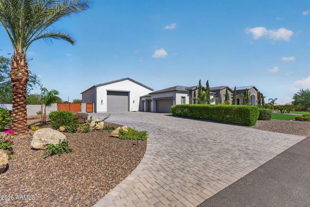 26517 N 100TH Lane, Peoria, AZ 85383 — photo 4