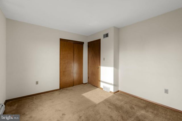 3697 NEWARK RD, Cochranville, PA 19330