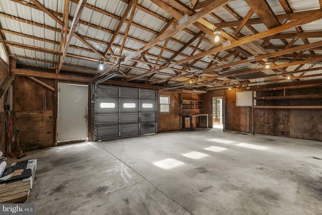 3697 NEWARK RD, Cochranville, PA 19330