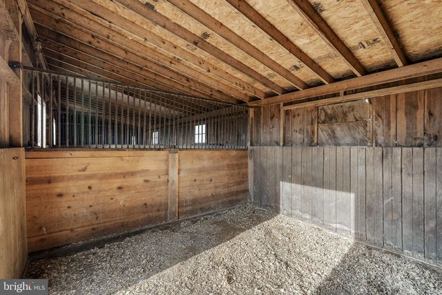 3697 NEWARK RD, Cochranville, PA 19330
