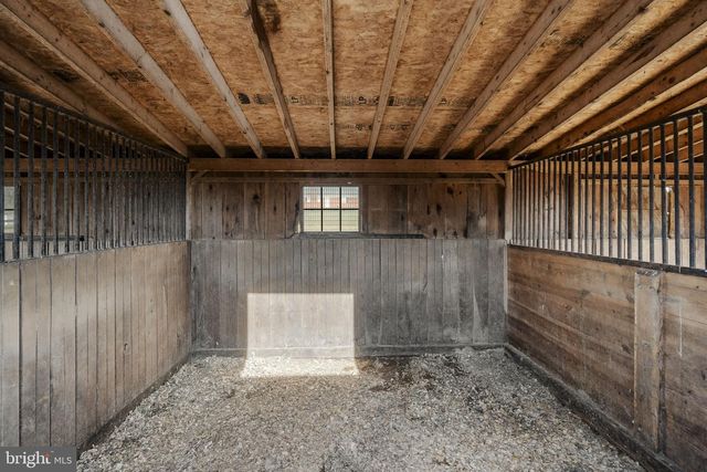 3697 NEWARK RD, Cochranville, PA 19330
