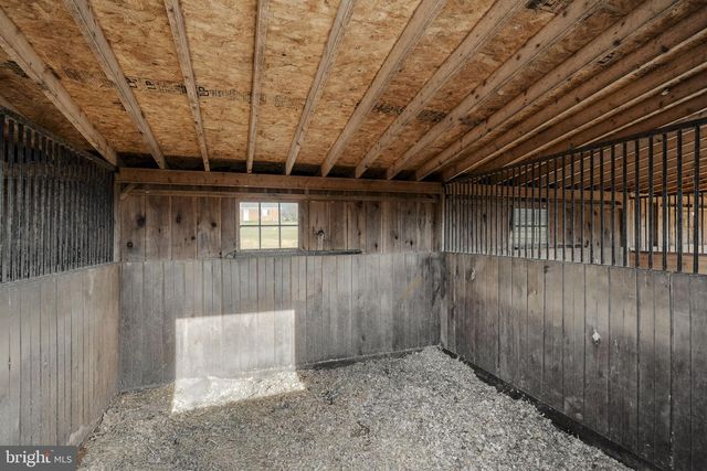 3697 NEWARK RD, Cochranville, PA 19330
