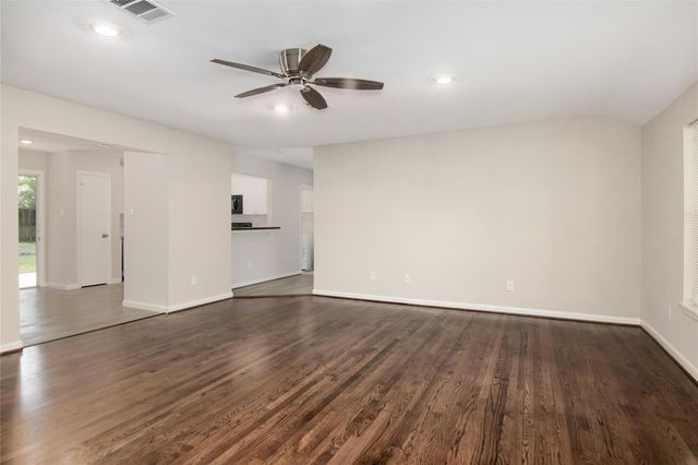6225 Indigo Street, Houston, TX 77074