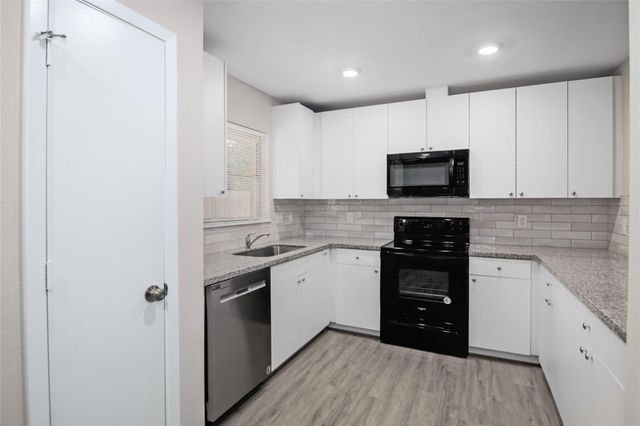 6225 Indigo Street, Houston, TX 77074