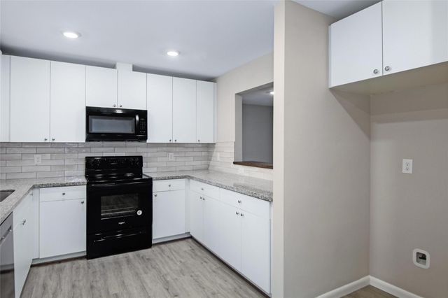 6225 Indigo Street, Houston, TX 77074