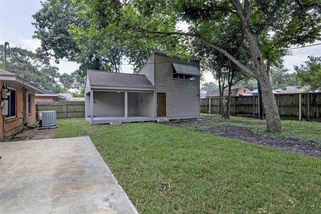 6225 Indigo Street, Houston, TX 77074