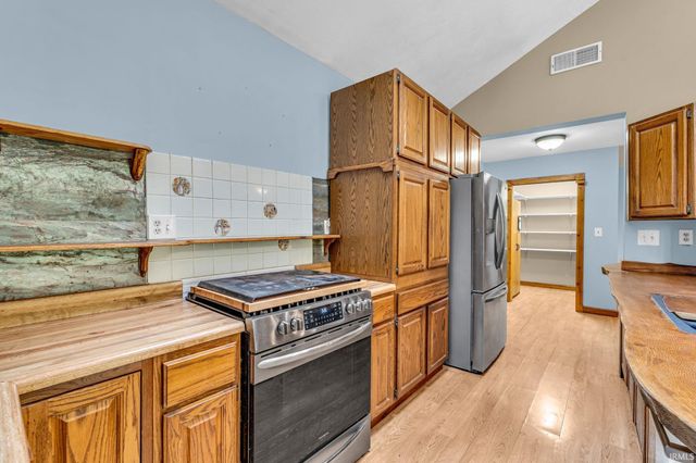 8235 State Road 26, Lafayette, IN 47905