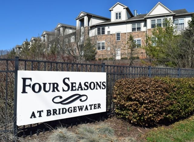 369 Victoria Drive 369, Bridgewater Twp., NJ 08807