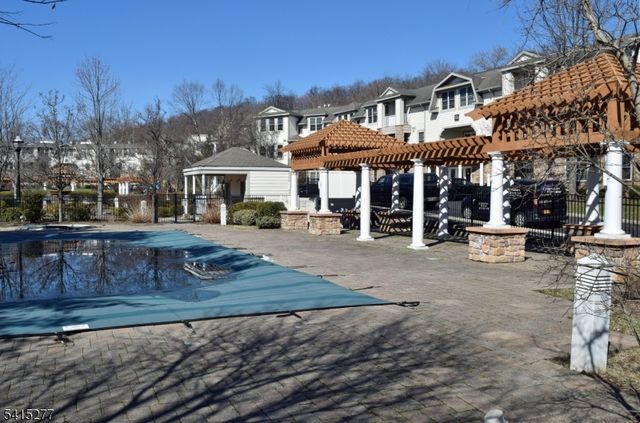 369 Victoria Drive 369, Bridgewater Twp., NJ 08807