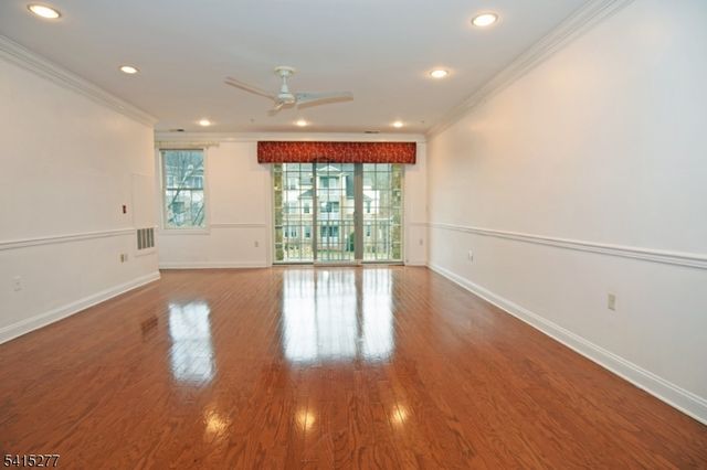 369 Victoria Drive 369, Bridgewater Twp., NJ 08807