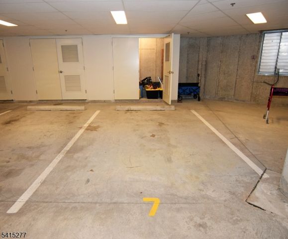 369 Victoria Drive 369, Bridgewater Twp., NJ 08807