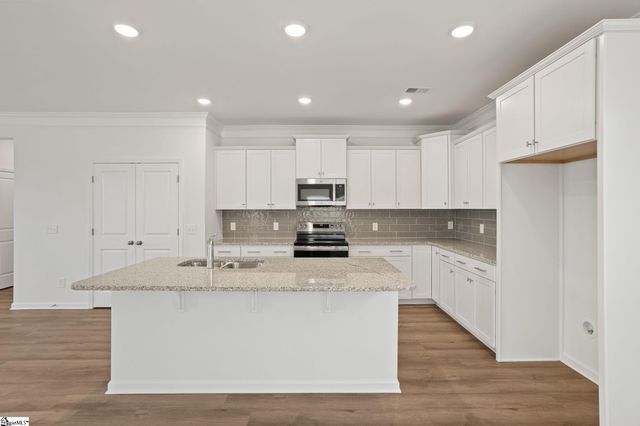 327 Metz Drive, Greenville, SC 29611